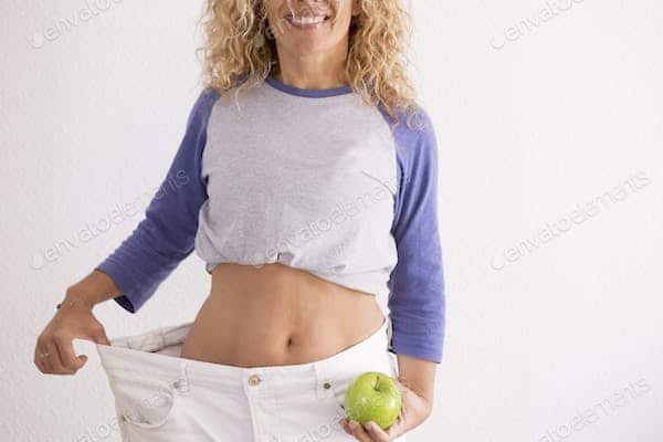 Quel est le meilleur type de pantalon pour flatter une silhouette avec des hanches larges?